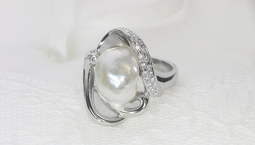 南洋バロック真珠 ダイヤモンド プラチナ リング（指輪）【品質保証書