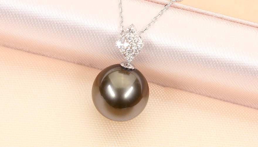 タヒチ黒蝶真珠 11㎜ ダイヤモンド ホワイトゴールド ネックレス【品質 