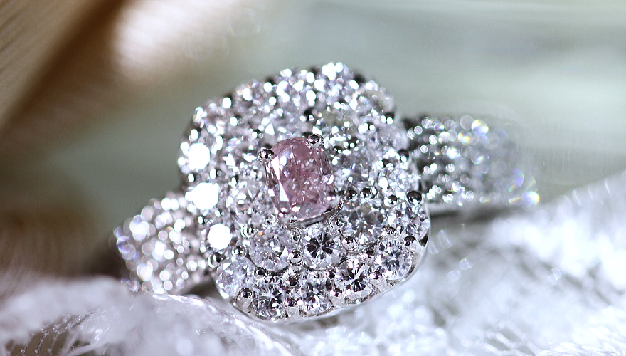 プラチナ　ピンクダイヤモンドリング0.884ct・F Plish Pink