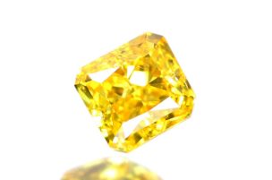 最近人気のイエローダイヤモンドってどんなの？