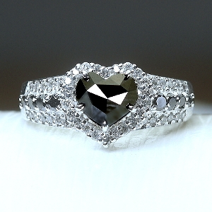 REJOU】上質ブラックダイヤモンド| 指輪・ネックレス・ジュエリー一覧